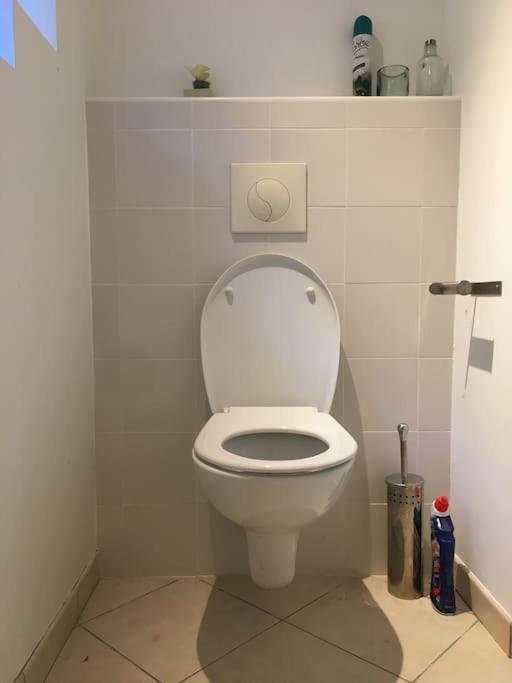 Maisonnette En Clairiere De Foret Gambais Bagian luar foto